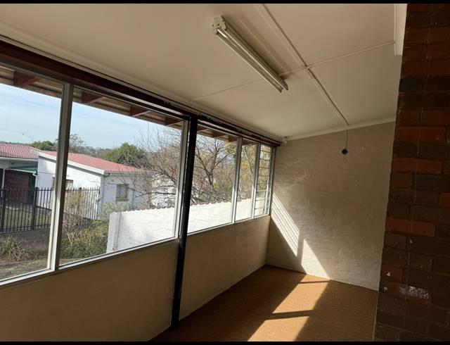 3 BEDROOM SECTIONAL TITLE FOR SALE IN MERRIVALE